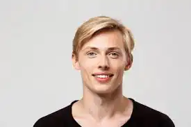 Stefan Weber